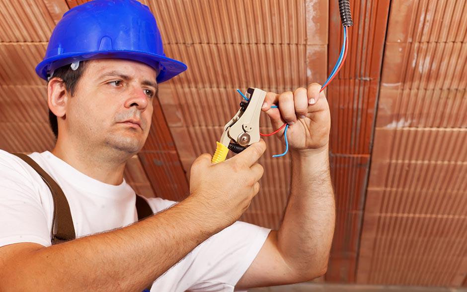 besoin d'un électricien Lamorlaye